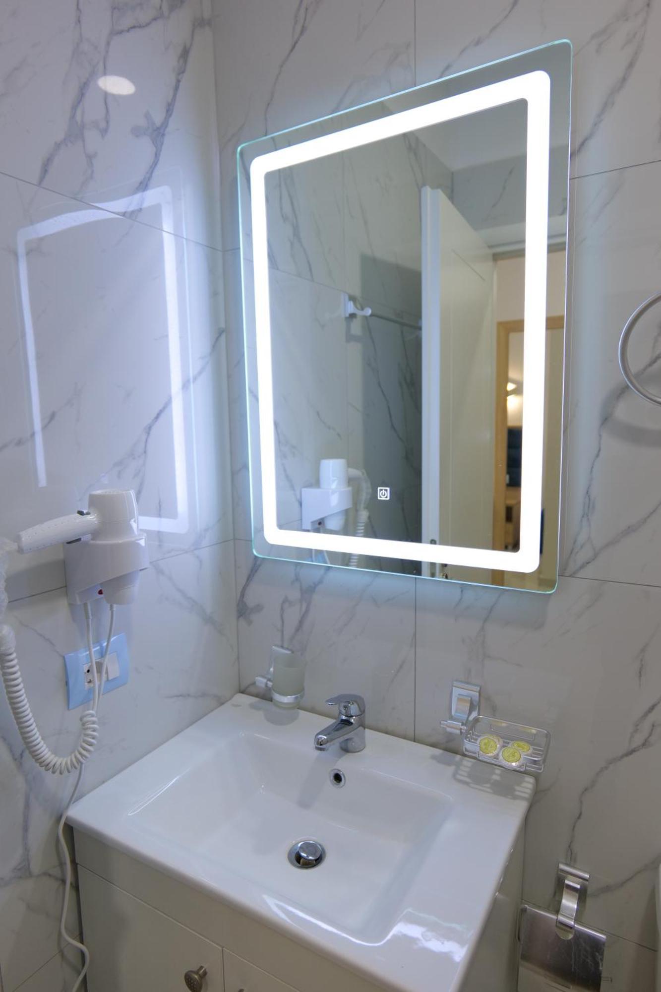 Hotel Vathi Ksamil Kültér fotó