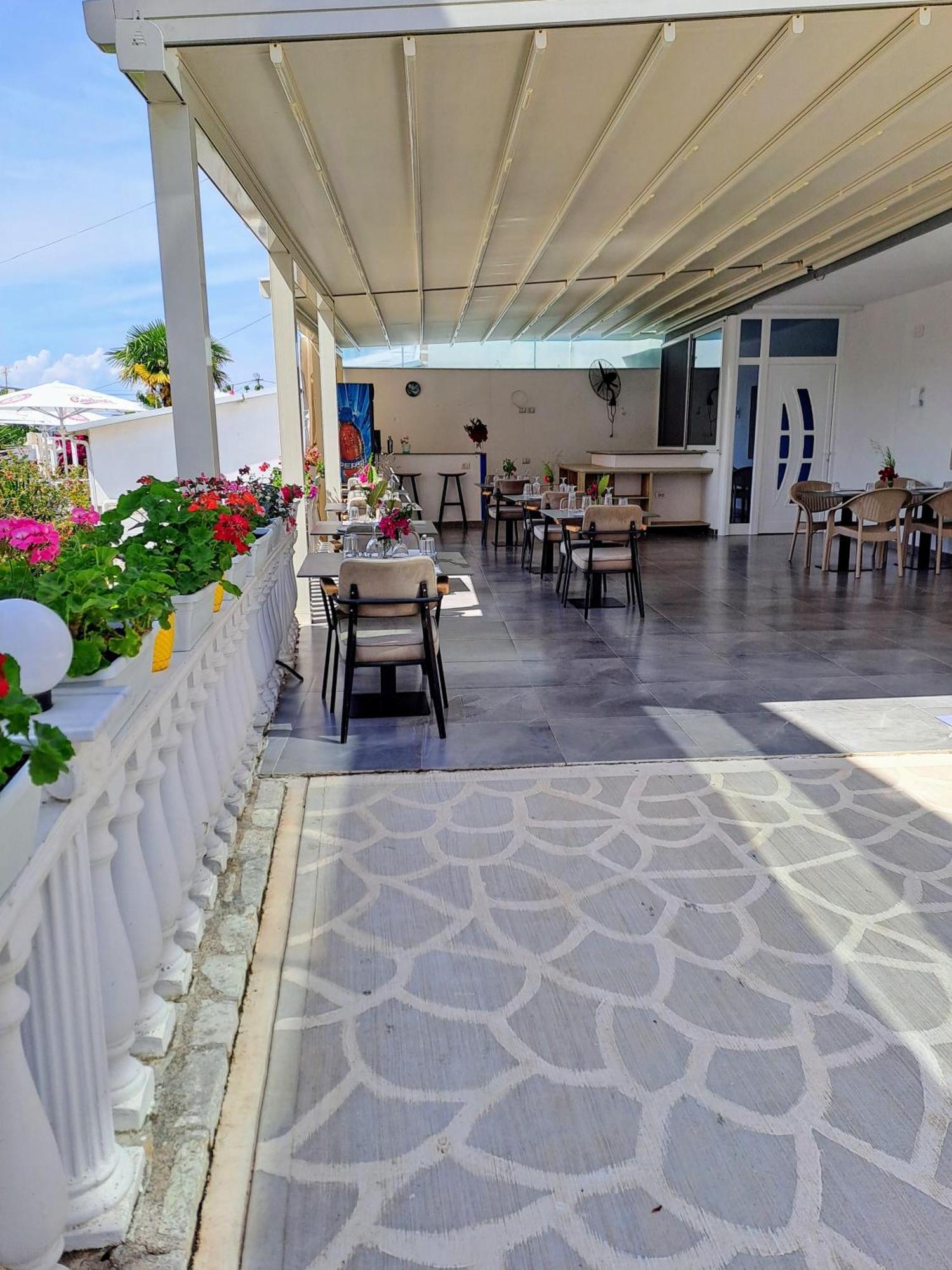 Hotel Vathi Ksamil Kültér fotó