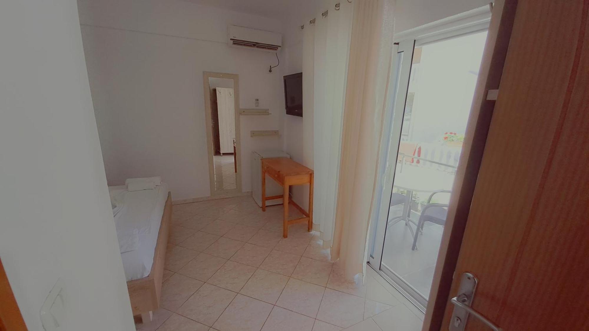 Hotel Vathi Ksamil Kültér fotó